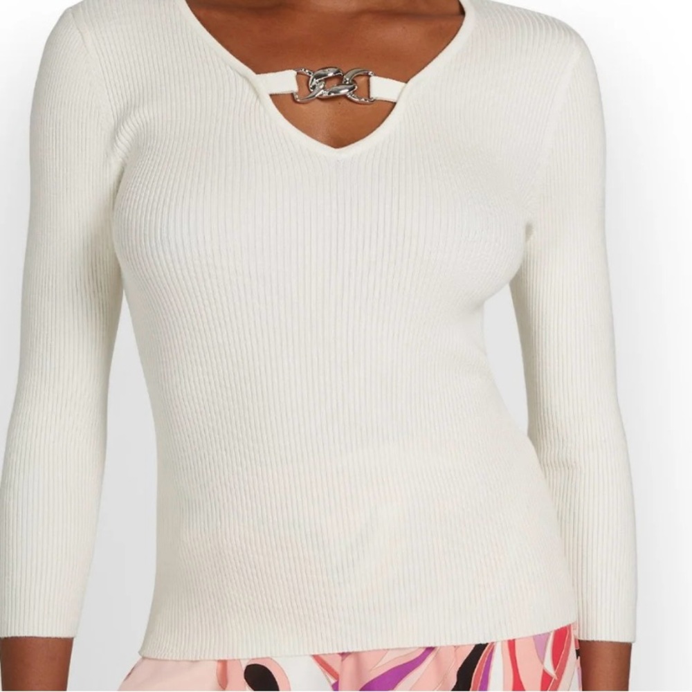 New York & Company White Ribbed Chain Sweater, size medium